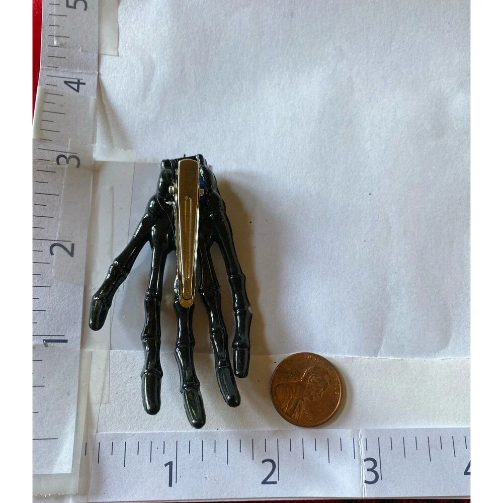 Skeleton Hands Pair‎ Hair Clips Barrettes Goth Skull Halloween Witch Ghost Scary